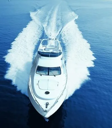 Hotel na wodzie Fantasy Yachting *