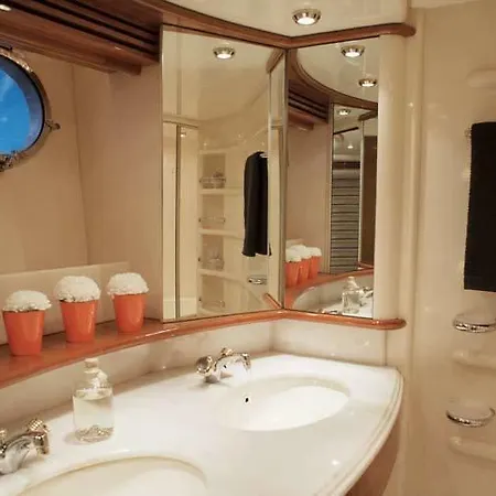 Fantasy Yachting *