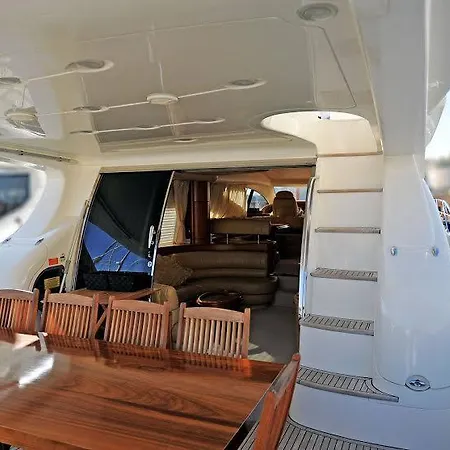 Fantasy Yachting *