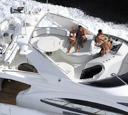 Fantasy Yachting Botel Tourlos